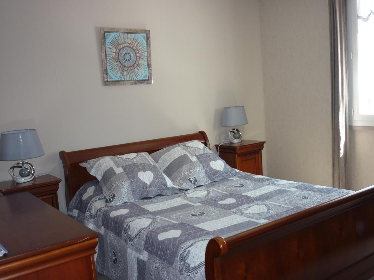Bed and Breakfast La Madeleine Pezens Esterno foto